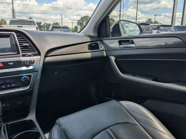 Used 2018 Hyundai Sonata Limited FWD image 16