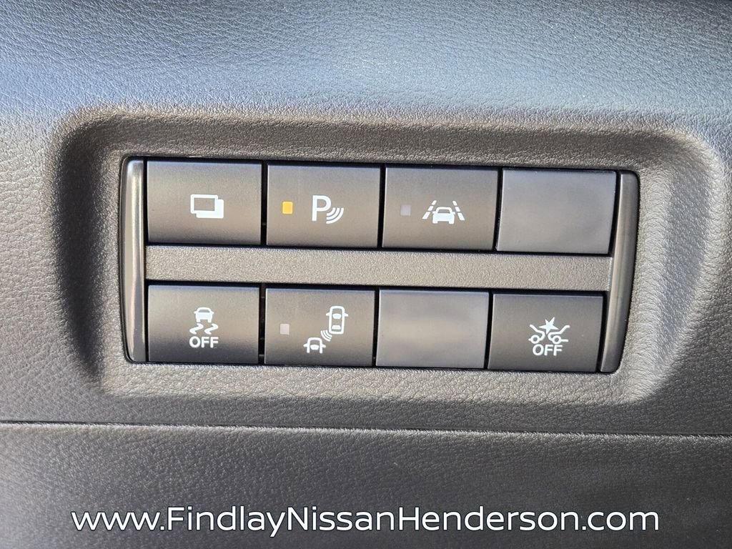 Used 2025 Nissan Kicks Play S FWD image 24