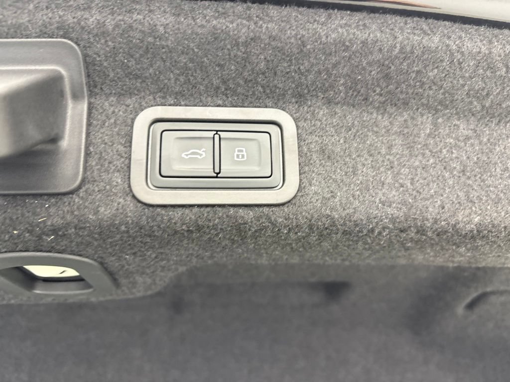 Used 2021 Audi A6 Premium Plus w/ Premium Plus Package AWD/4WD image 22