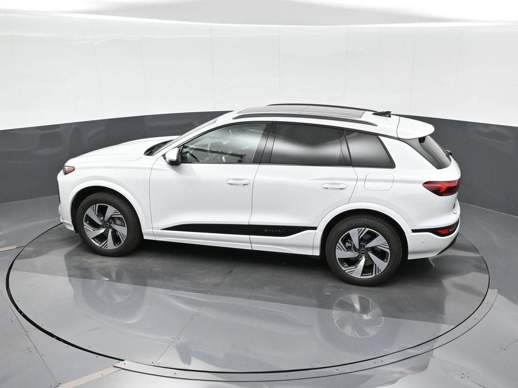 New 2025 Audi Q6 e-tron Premium Plus AWD/4WD image 24