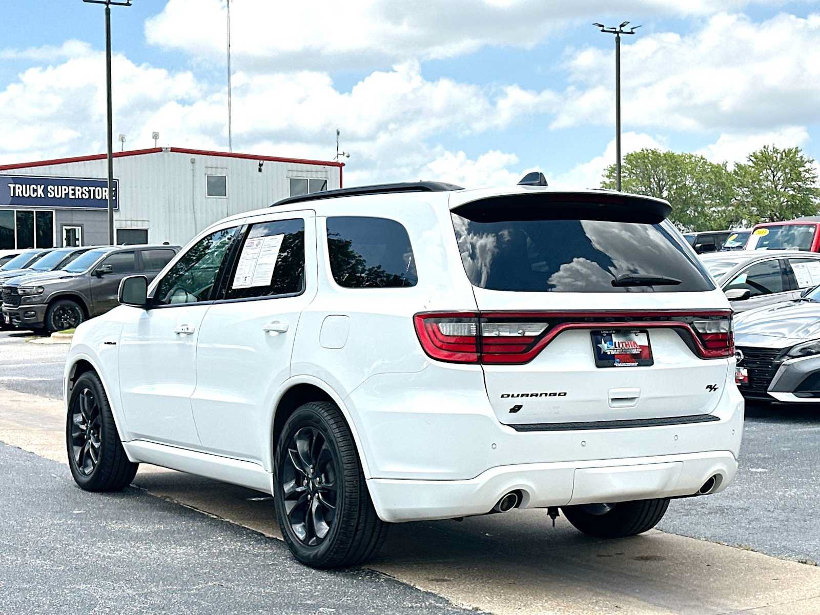 Used 2023 Dodge Durango R/T AWD/4WD image 13