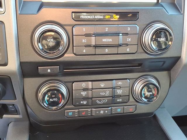 Used 2017 Ford F150 Raptor w/ Equipment Group 802A Luxury image 17