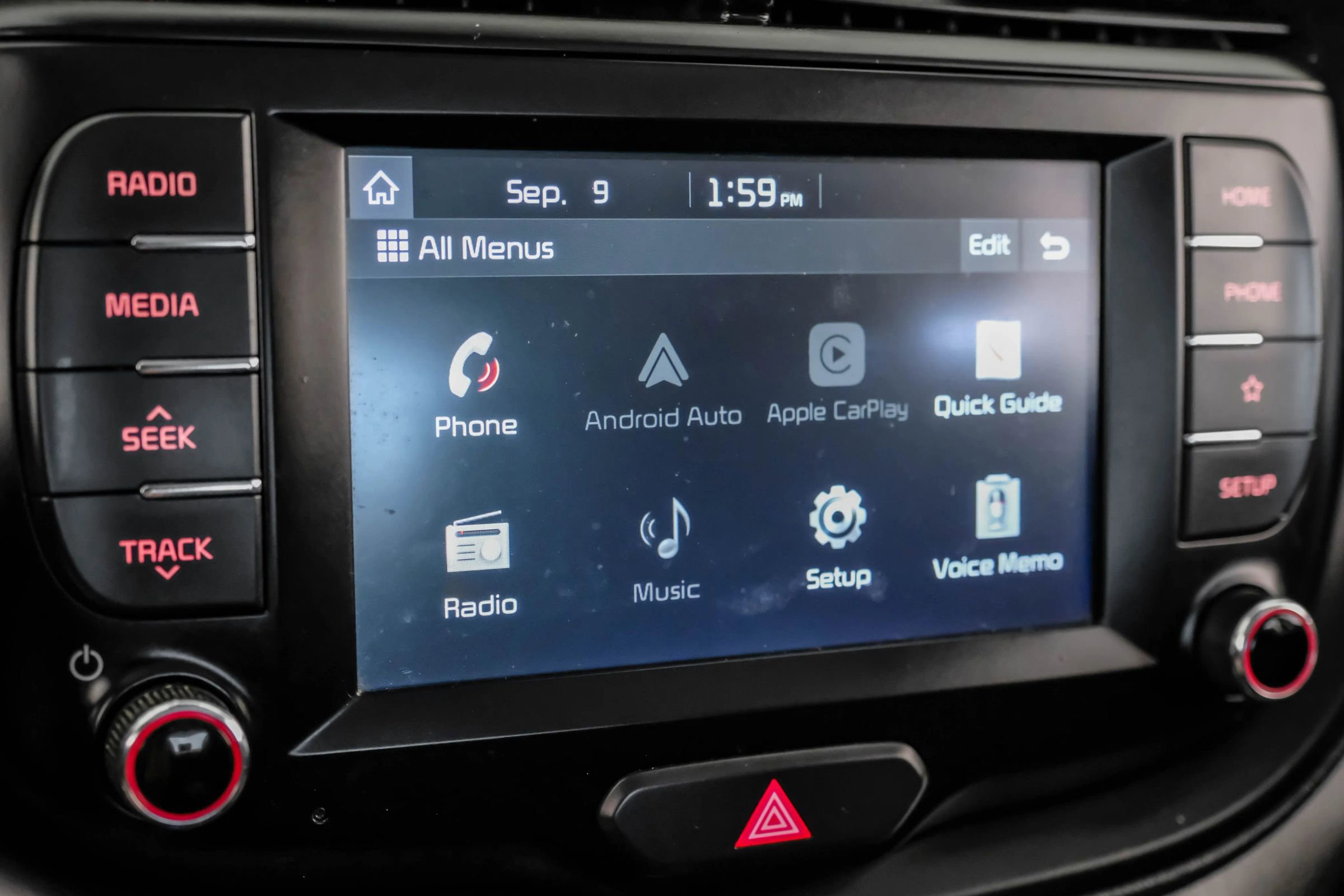 Used 2020 Kia Soul LX image 28