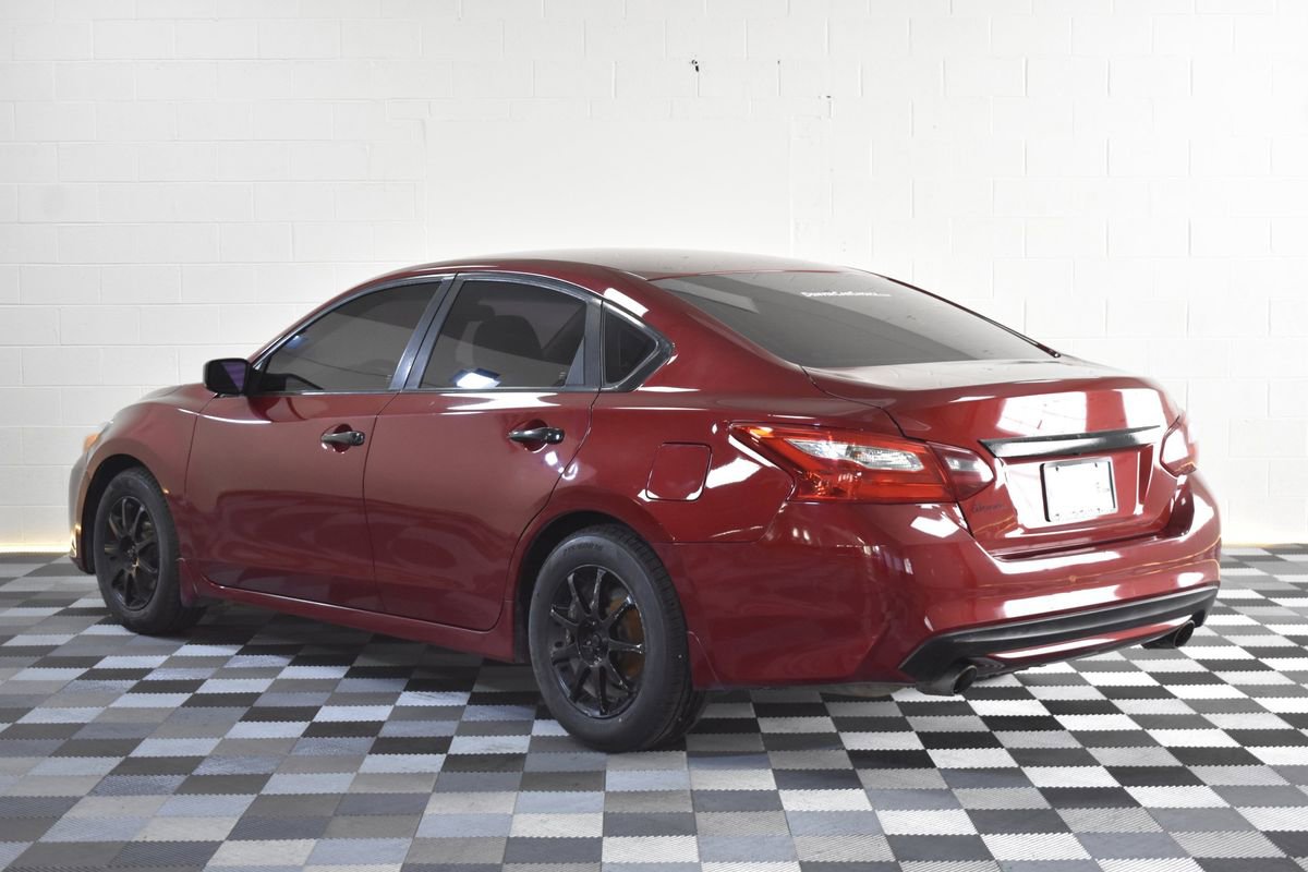 Used 2018 Nissan Altima 2.5 S w/ S Convenience Package FWD image 3