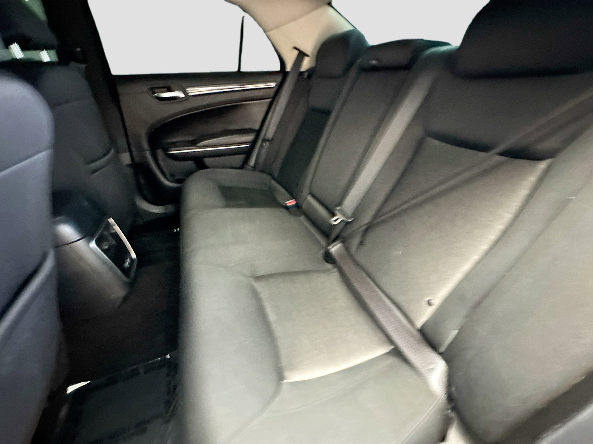 Used 2020 Chrysler 300 Touring w/ Sport Appearance Package image 13