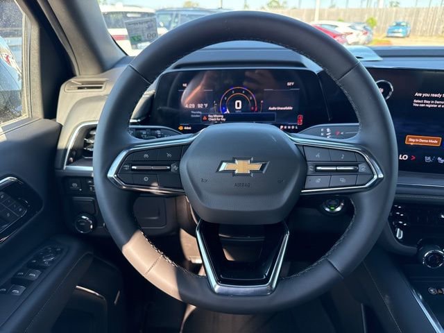 New 2026 Chevrolet Suburban Premier image 21