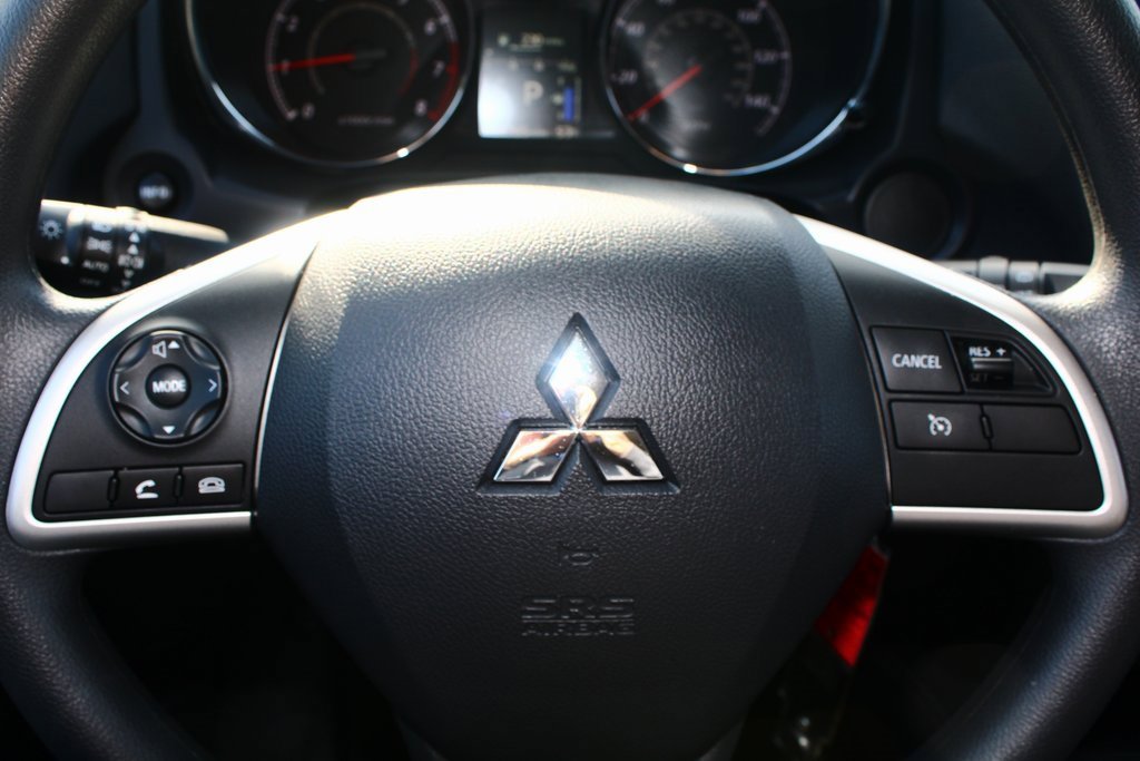 Used 2025 Mitsubishi Outlander Sport ES image 14
