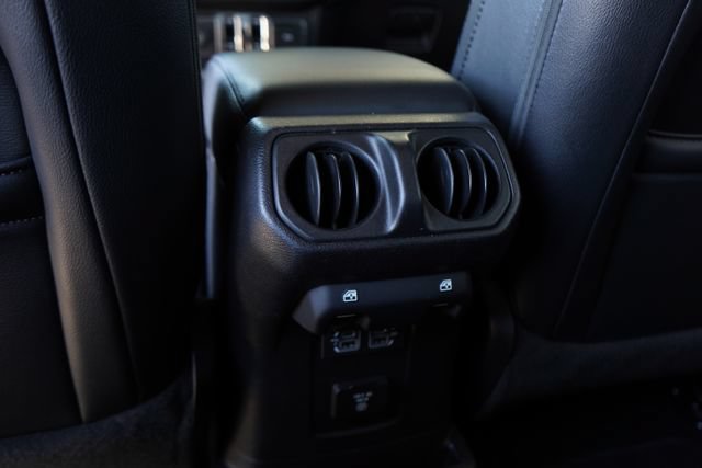 Used 2020 Jeep Wrangler Unlimited Sahara AWD/4WD image 29