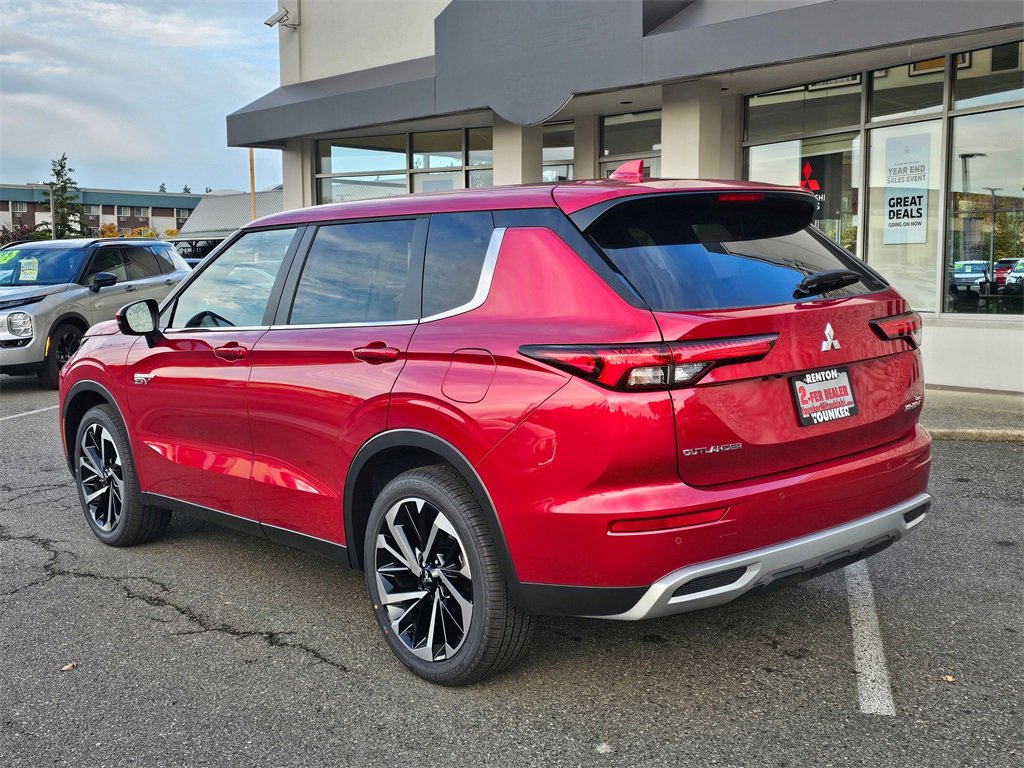 New 2025 Mitsubishi Outlander SE image 4