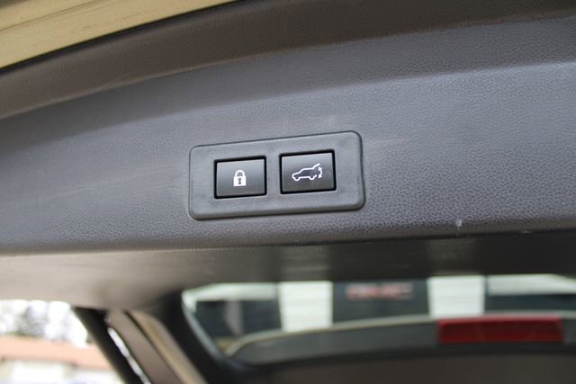 Used 2023 Subaru Ascent Limited w/ Technology Package image 36