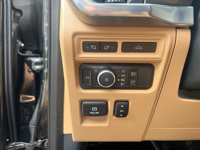 Used 2021 Ford F150 Lariat w/ Equipment Group 502A High AWD/4WD image 23