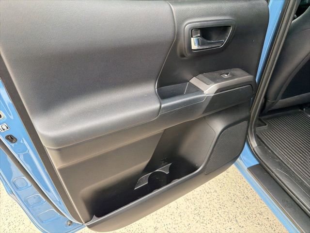Used 2018 Toyota Tacoma 4x4 Double Cab image 18