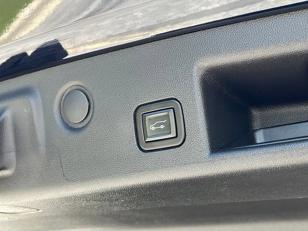 Used 2021 Chevrolet Equinox Premier AWD/4WD image 26