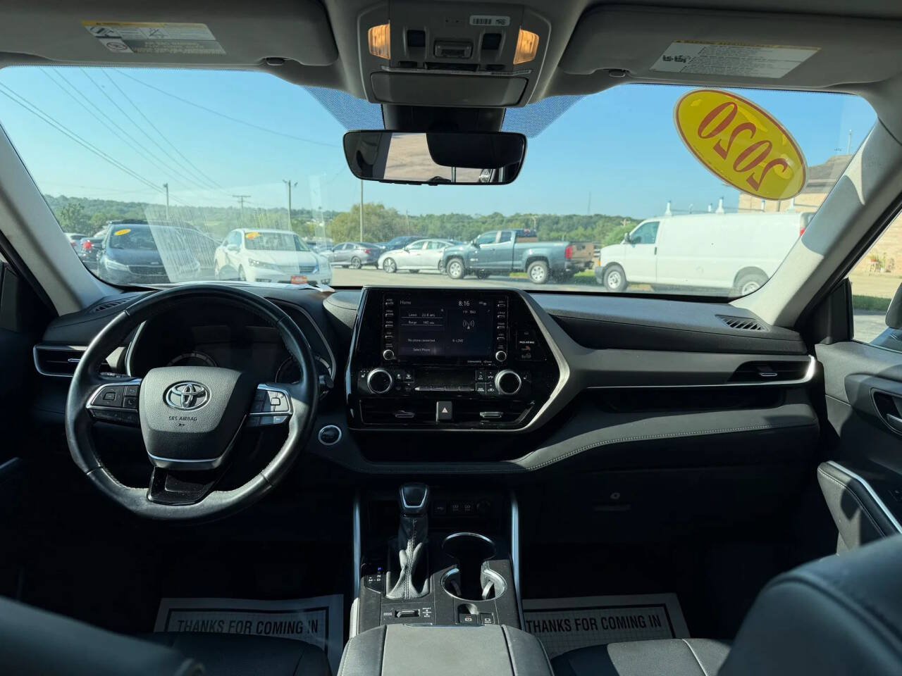 Used 2020 Toyota Highlander XLE AWD/4WD image 19