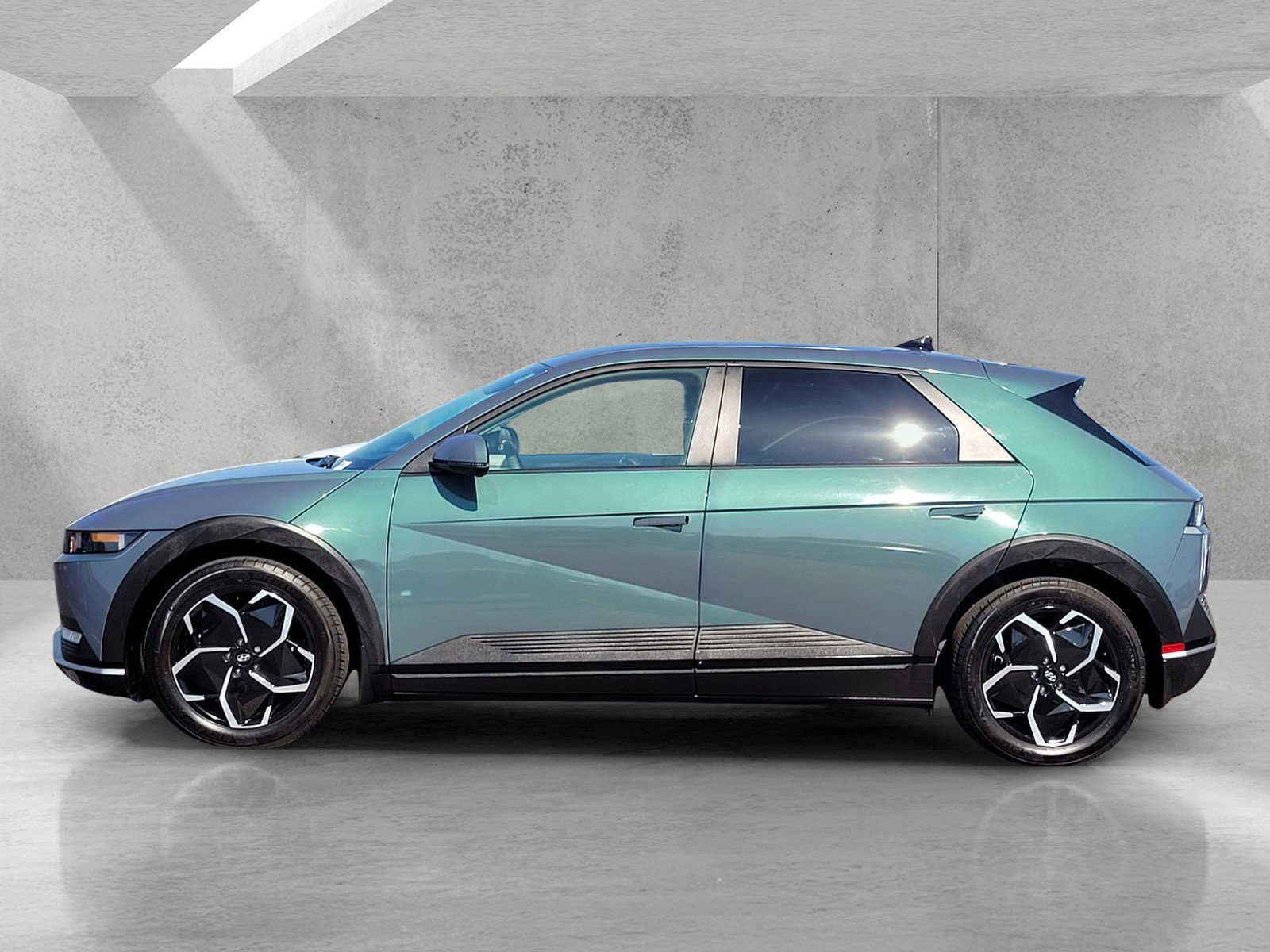 Used 2024 Hyundai Ioniq 5 SEL image 7