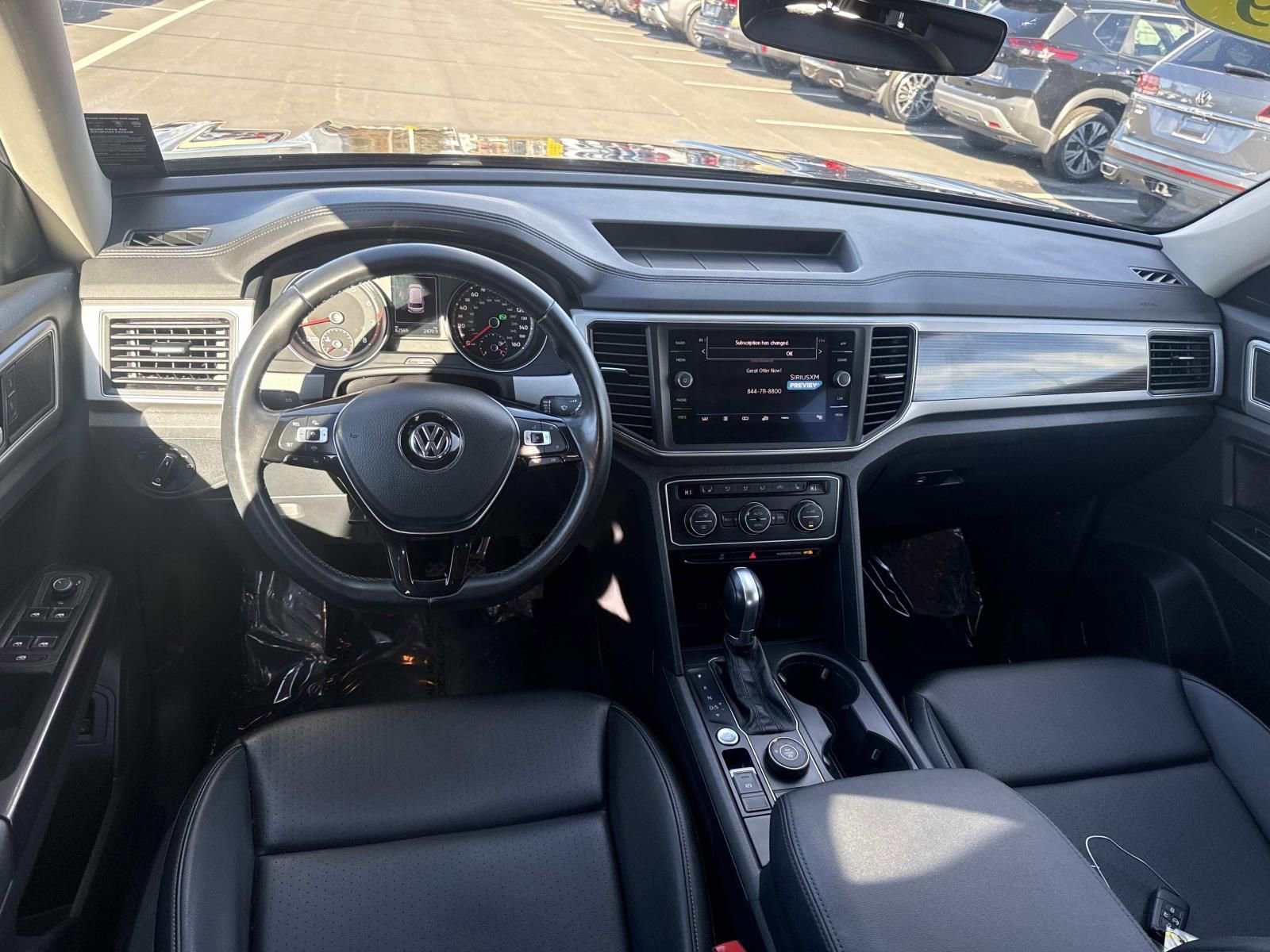 Used 2019 Volkswagen Atlas SE w/ Towing Package image 16