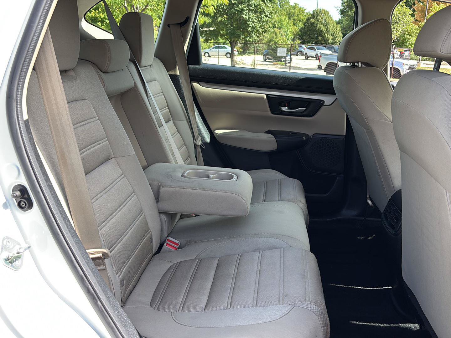 Used 2018 Honda CR-V LX image 15