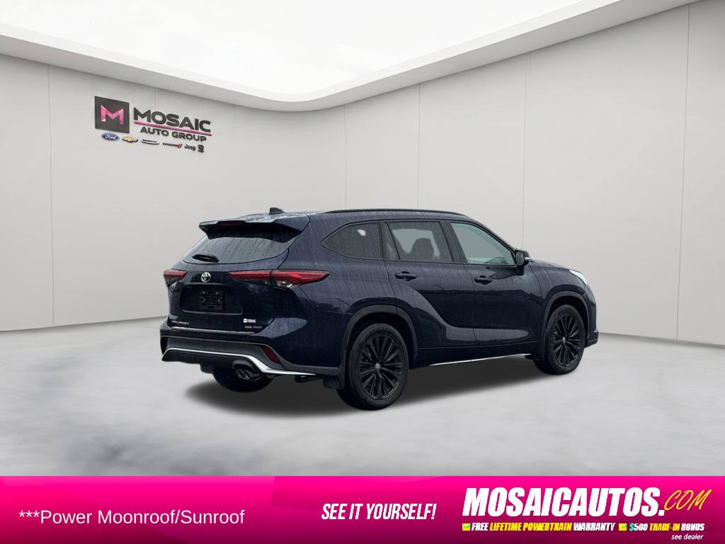 Used 2023 Toyota Highlander L AWD/4WD image 7