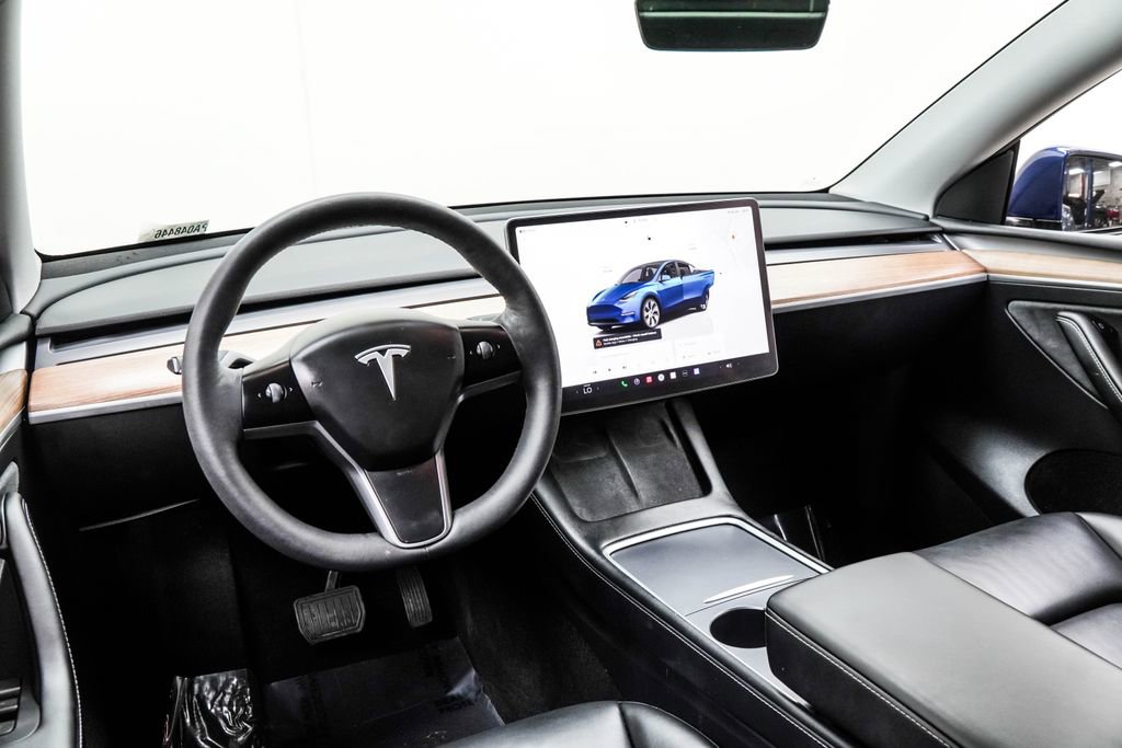 Used 2023 Tesla Model Y Performance AWD/4WD image 5