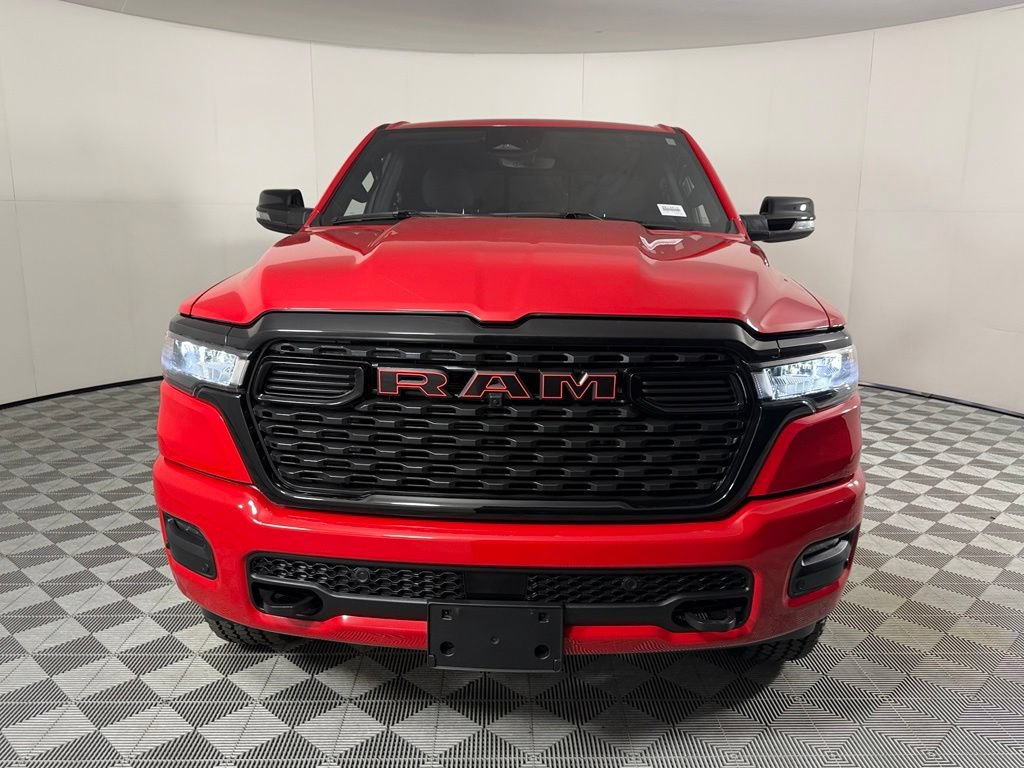 Used 2025 RAM 1500 Big Horn AWD/4WD image 3