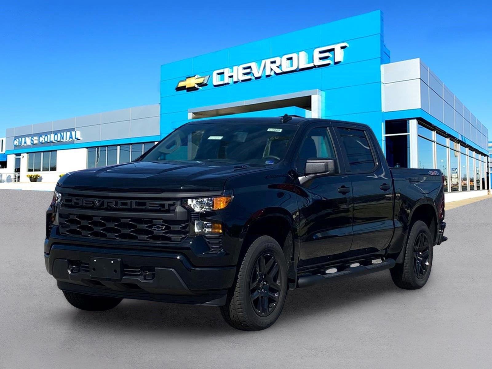 New 2026 Chevrolet Silverado 1500 Custom w/ LPO, Dark Essentials Package