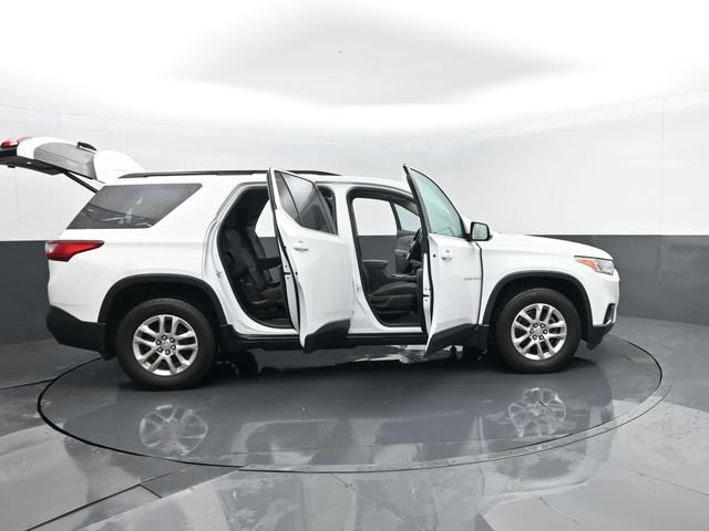 Used 2019 Chevrolet Traverse LT w/ LPO, Floor Liner Package AWD/4WD image 30
