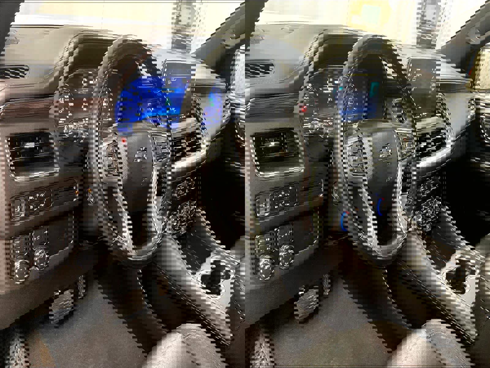 Used 2023 Chevrolet Tahoe Z71 w/ Luxury Package image 8