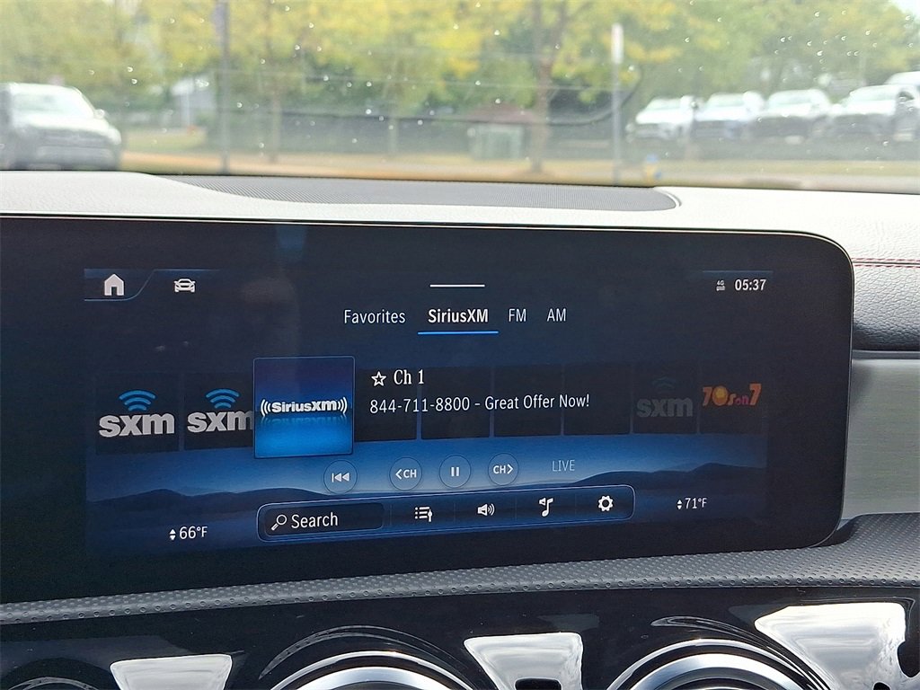 Used 2024 Mercedes-Benz CLA 250 4MATIC image 3