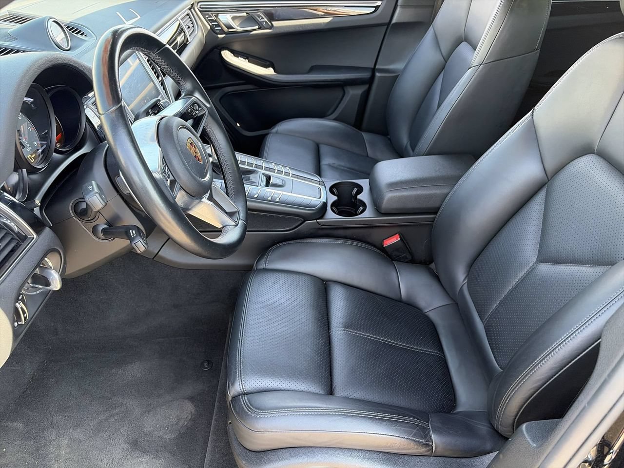 Used 2017 Porsche Macan S AWD/4WD image 18
