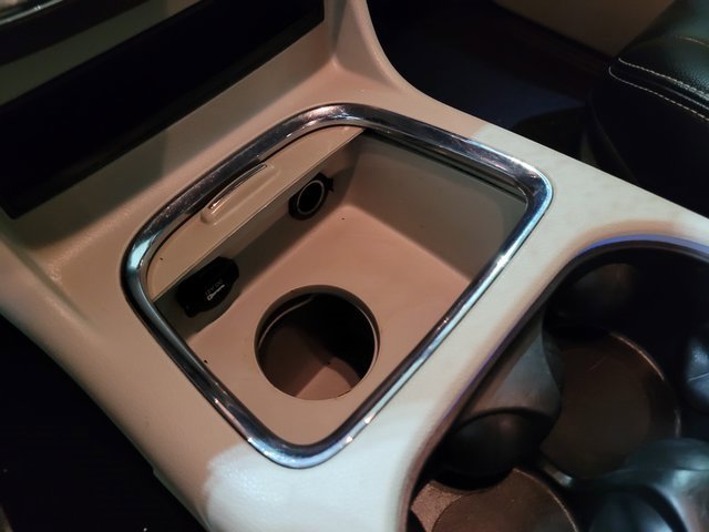 Used 2018 Dodge Grand Caravan SXT image 34