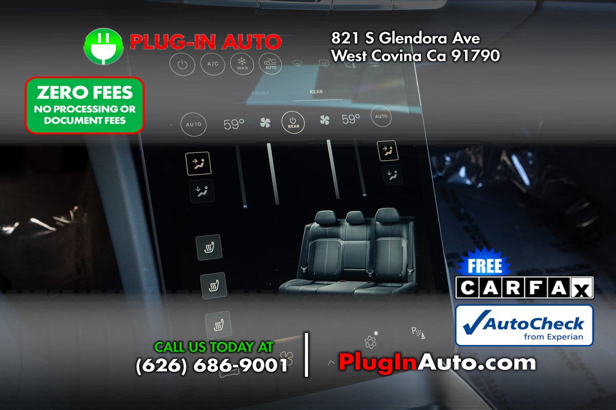Used 2025 Lucid Air Pure RWD image 29