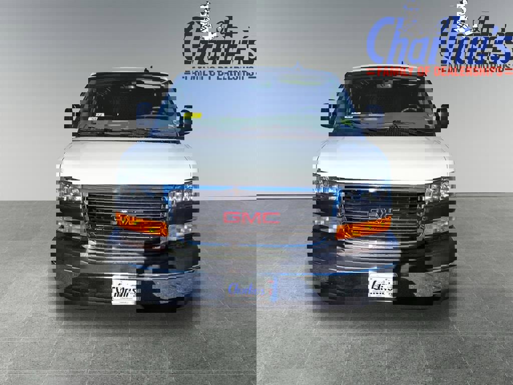 Used 2024 GMC Savana 2500 w/ Driver Convenience Package image 2