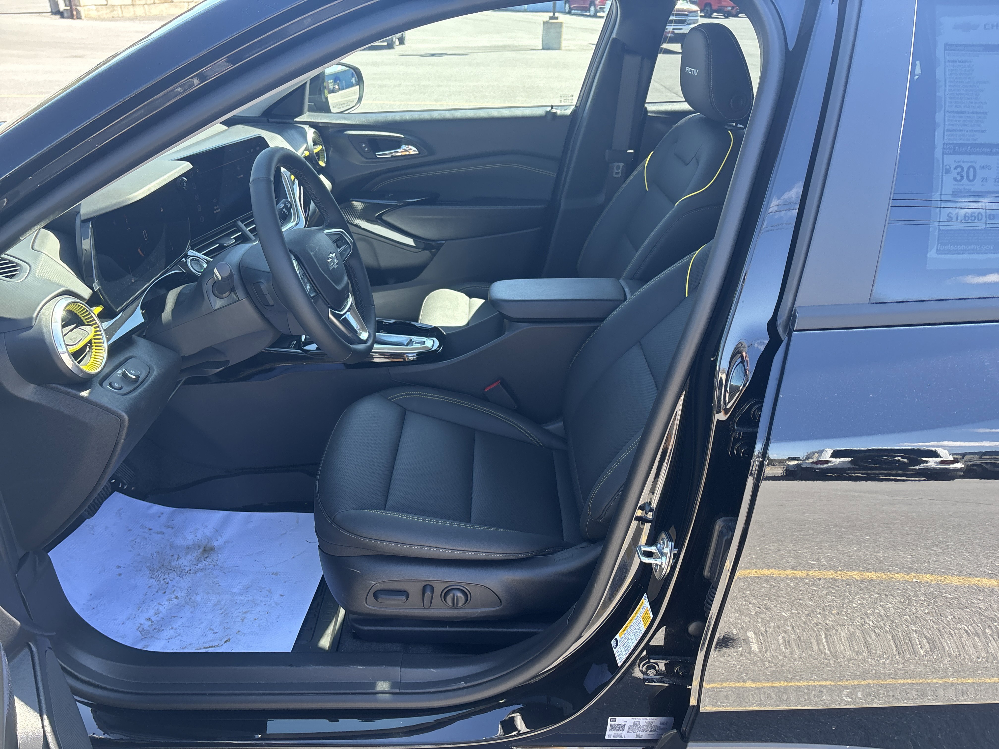 New 2026 Chevrolet Trax ACTIV w/ Sunroof Package image 12