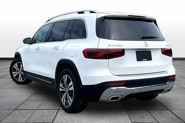 Used 2026 Mercedes-Benz GLB 250 4MATIC image 3