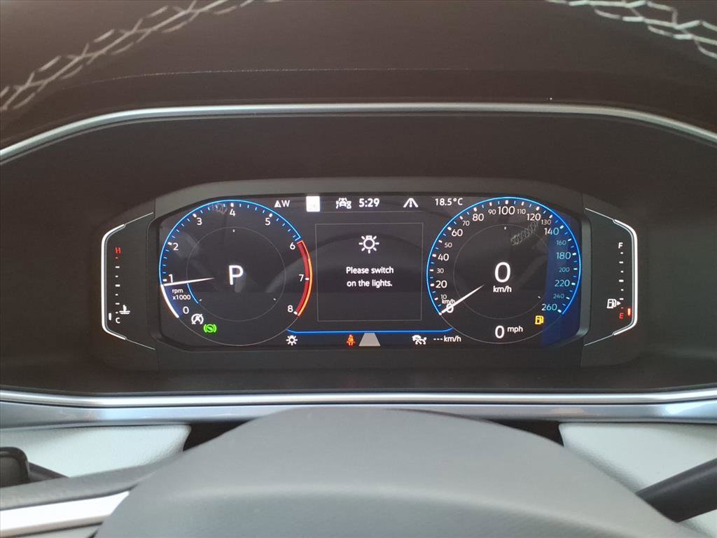 New 2025 Volkswagen Taos SEL image 10