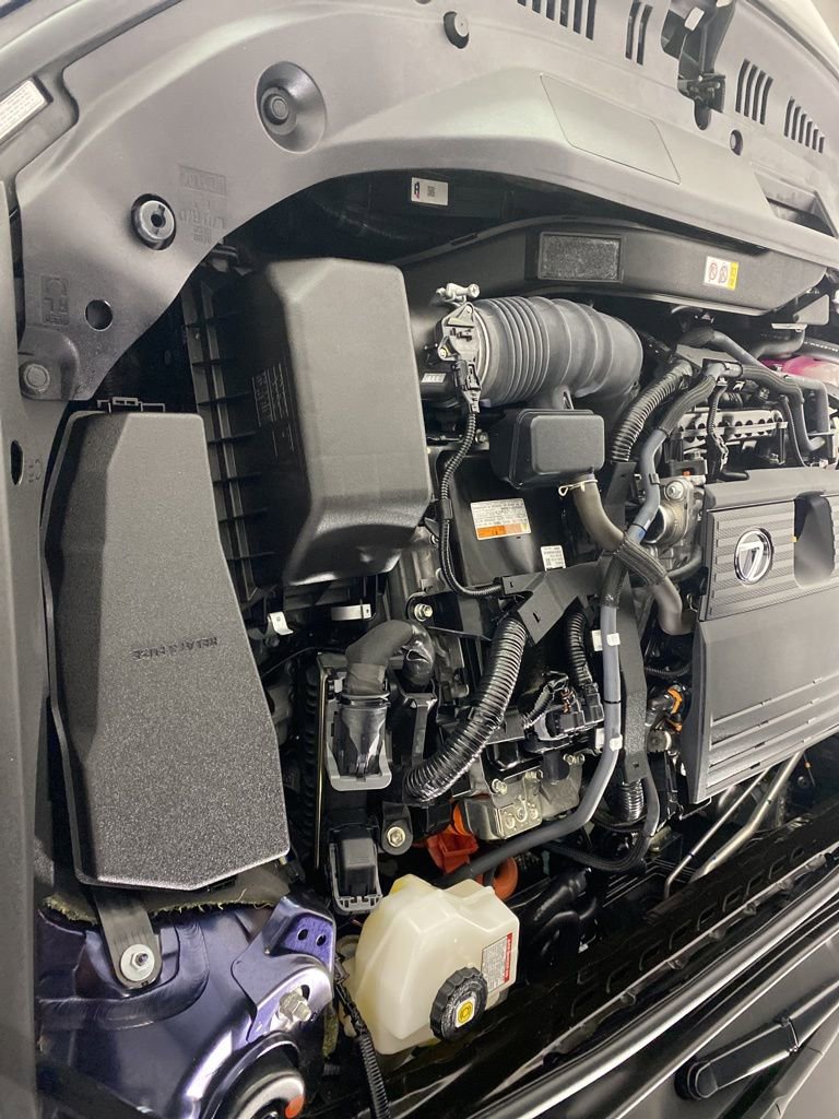 Certified 2025 Lexus ES 300h Ultra Luxury image 37