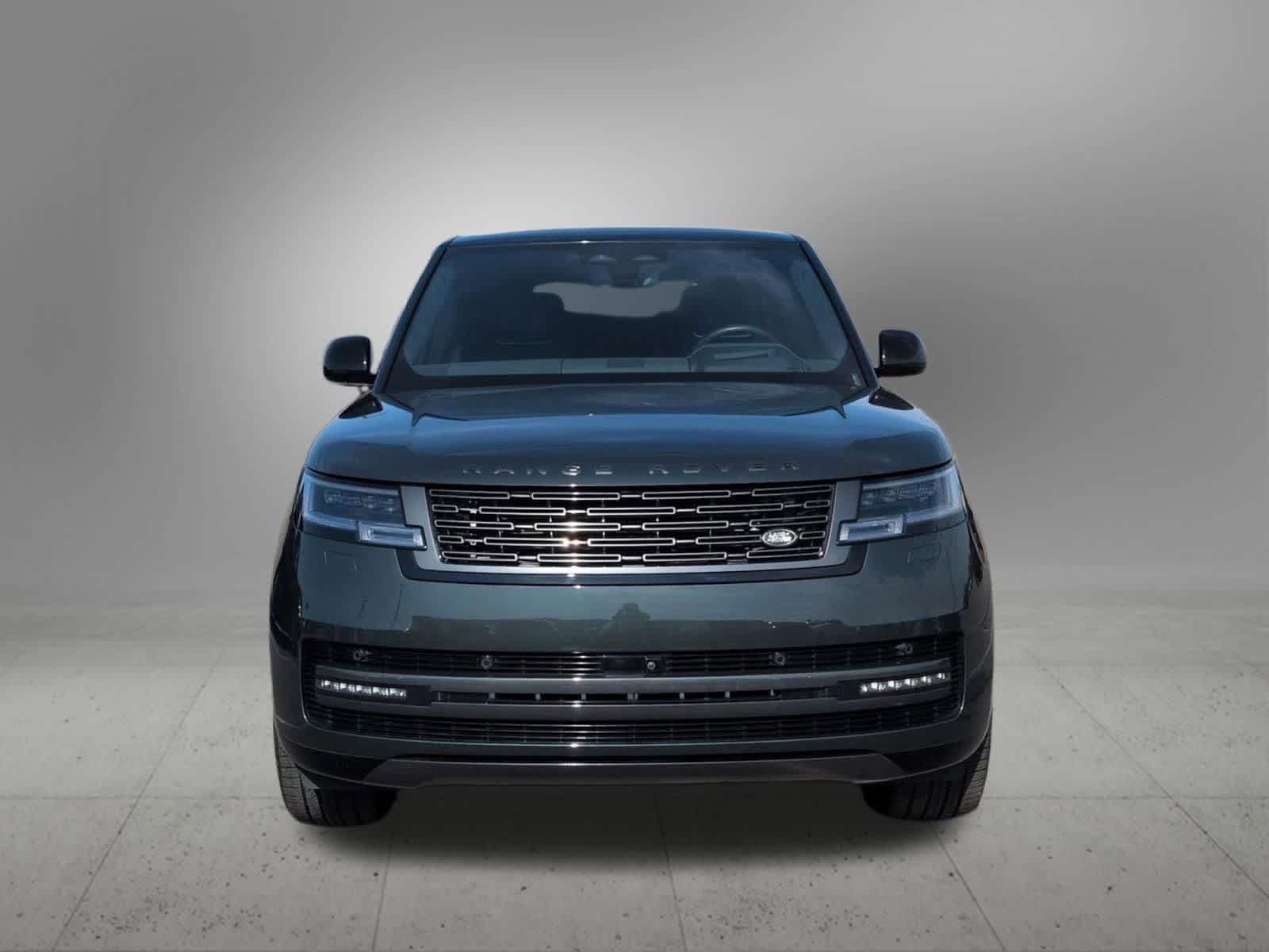 Certified 2025 Land Rover Range Rover SE AWD/4WD image 9