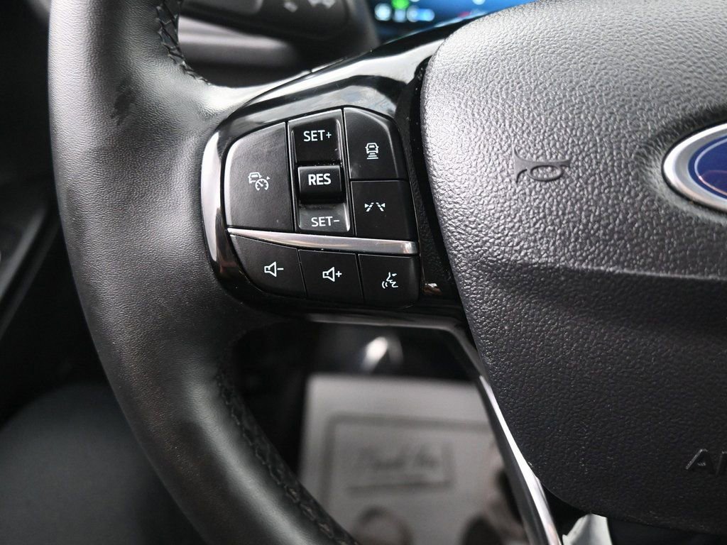 Used 2025 Ford Escape Platinum image 21
