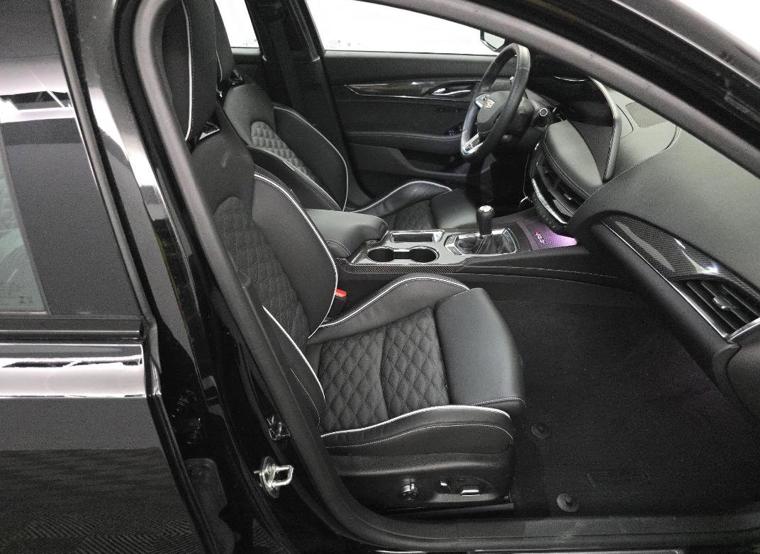 Used 2025 Cadillac CT5 V Blackwing w/ Parking Package image 7