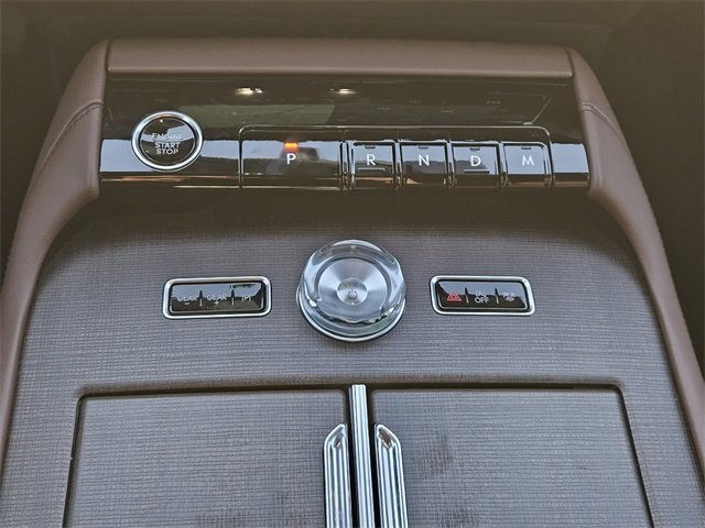 New 2025 Lincoln Navigator Reserve image 18