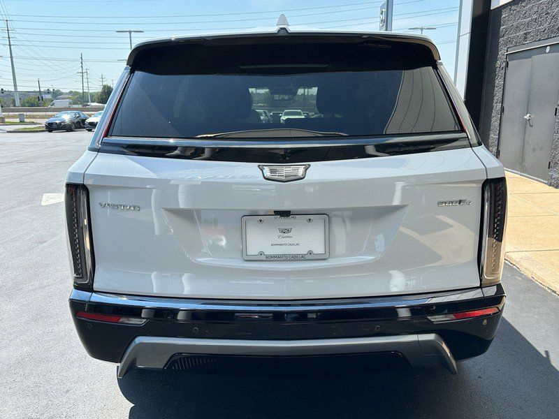 New 2026 Cadillac Vistiq Sport image 3