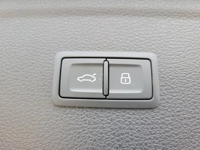 Used 2024 Audi Q5 e Prestige w/ Prestige Package AWD/4WD image 10