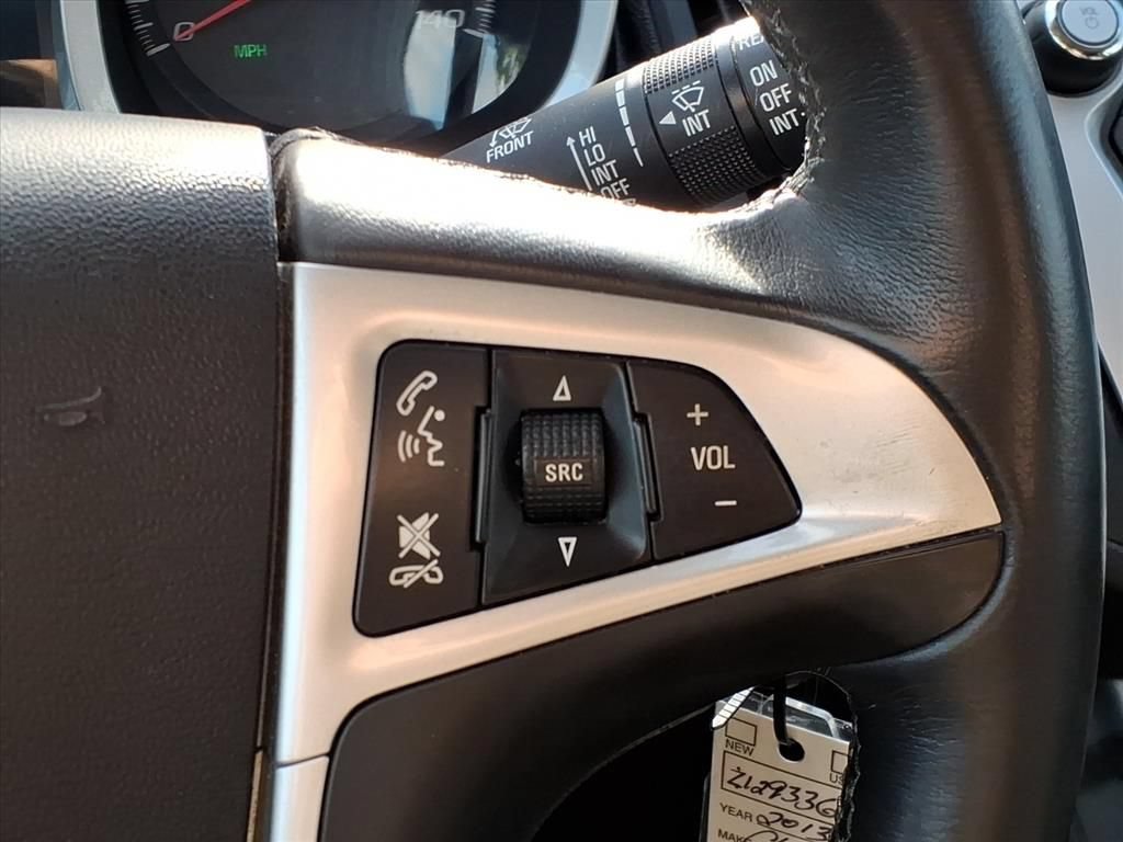 Used 2013 Chevrolet Equinox LT FWD image 12