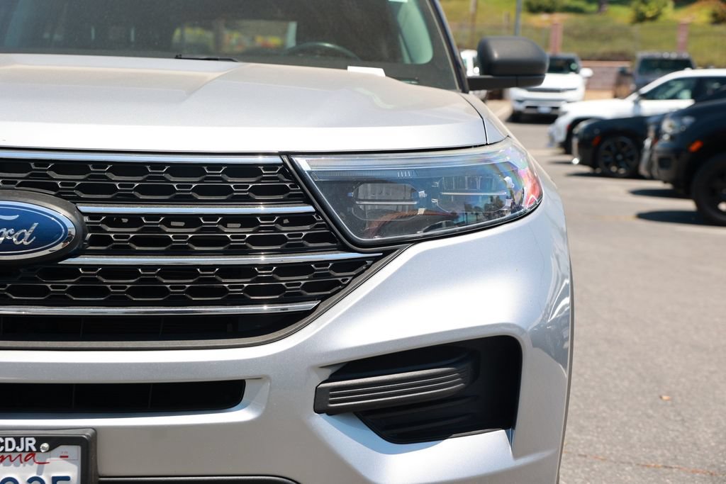 Used 2022 Ford Explorer XLT RWD image 5