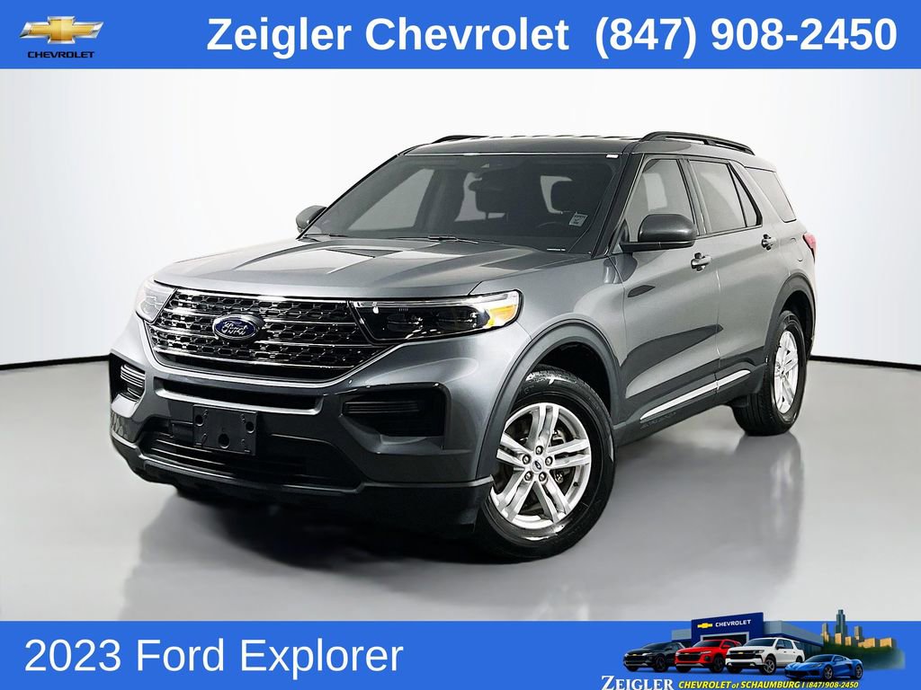 Used 2023 Ford Explorer XLT AWD/4WD image 1