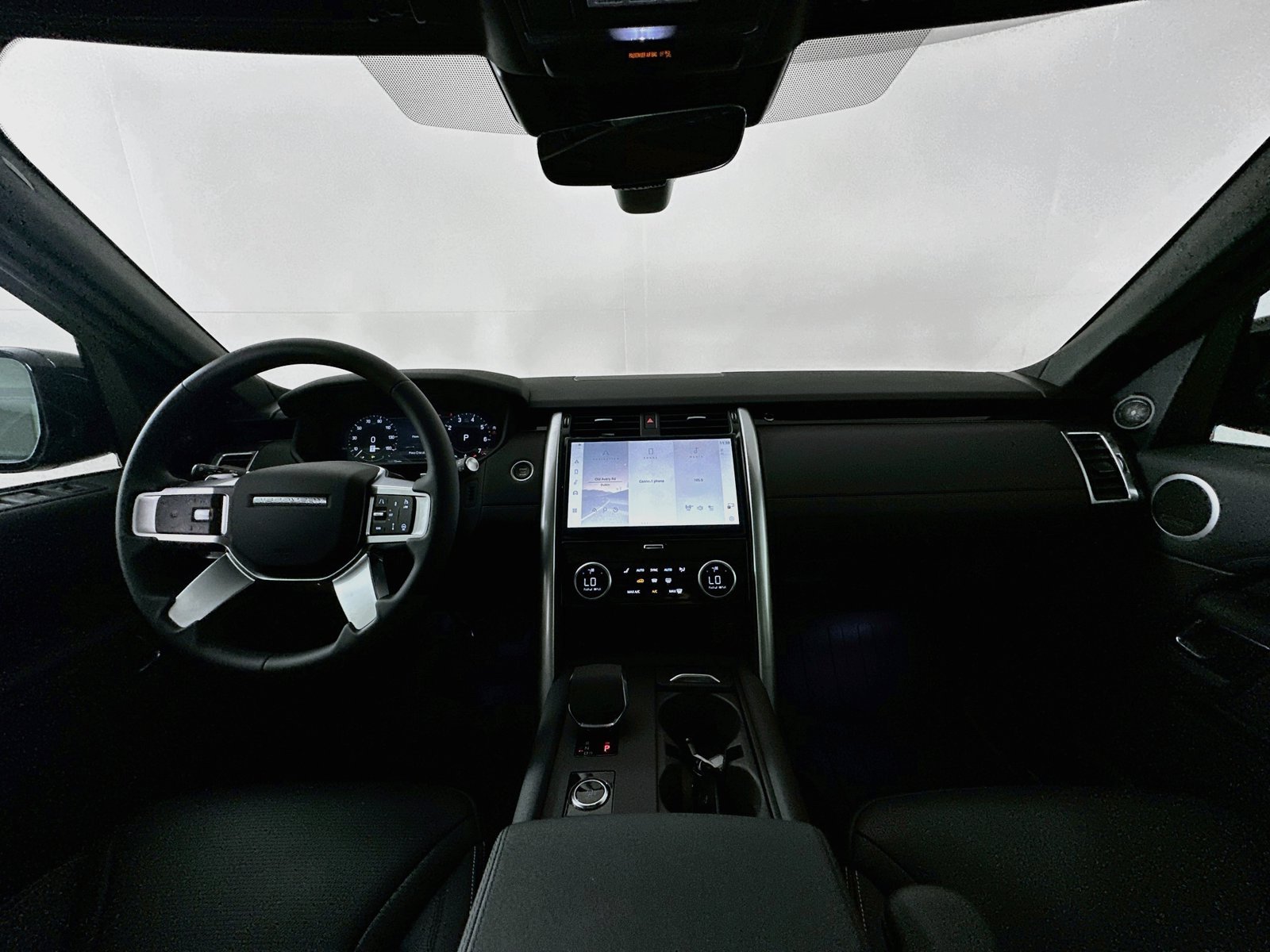 New 2026 Land Rover Discovery S AWD/4WD image 14