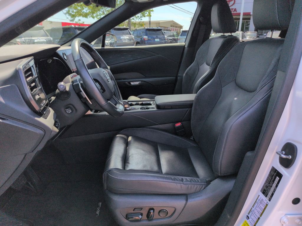 Used 2024 Lexus RX 350 w/ Convenience Package AWD/4WD image 9