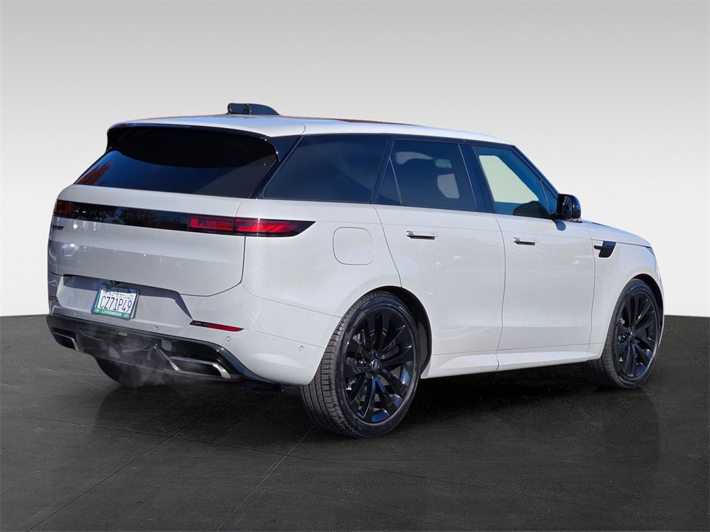 Used 2024 Land Rover Range Rover Sport Dynamic SE image 6