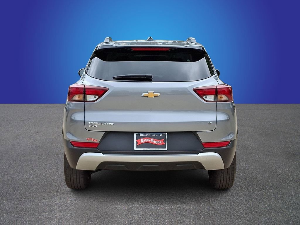 Used 2023 Chevrolet TrailBlazer LT w/ Convenience Package AWD/4WD image 5