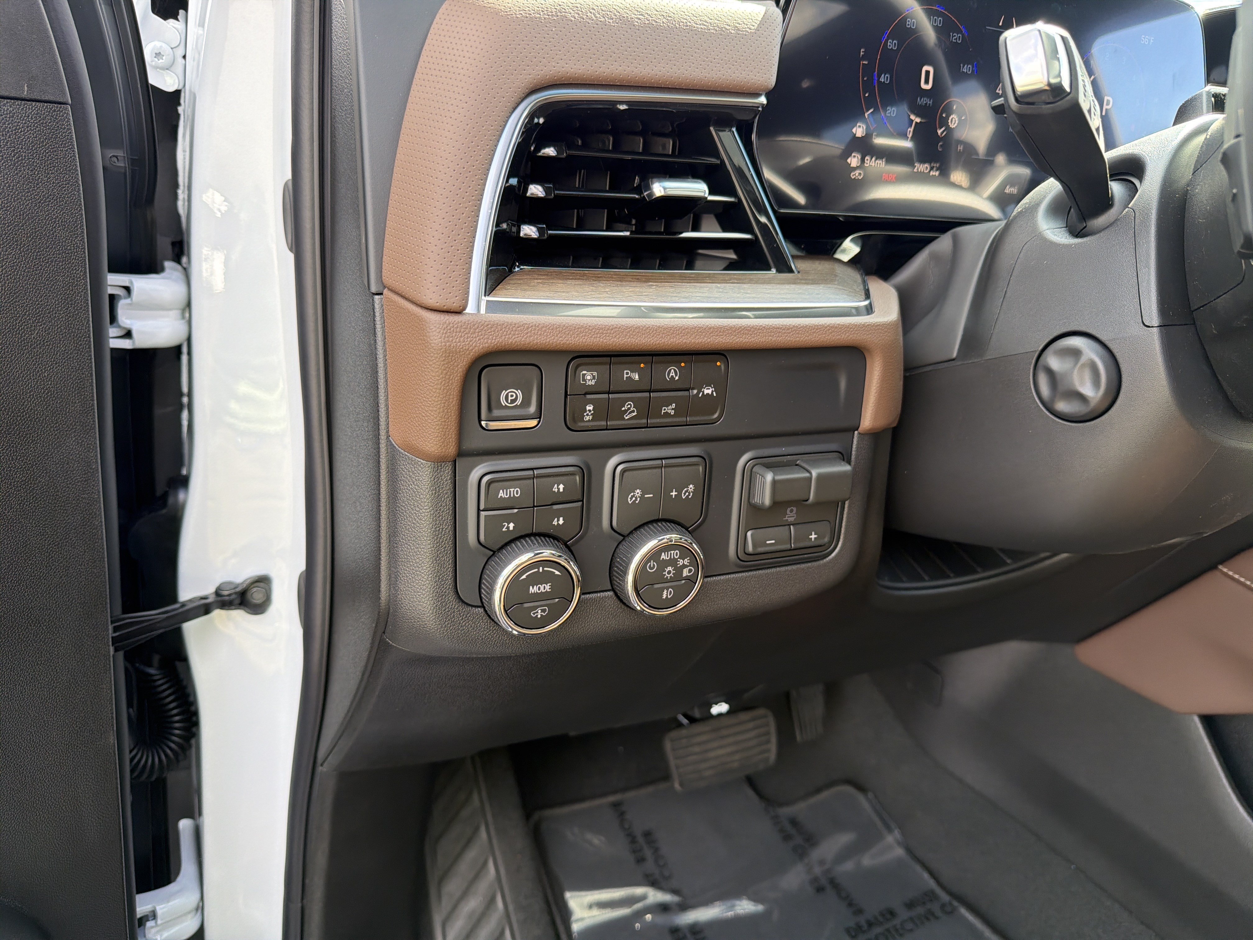 New 2026 Chevrolet Tahoe High Country AWD/4WD image 16